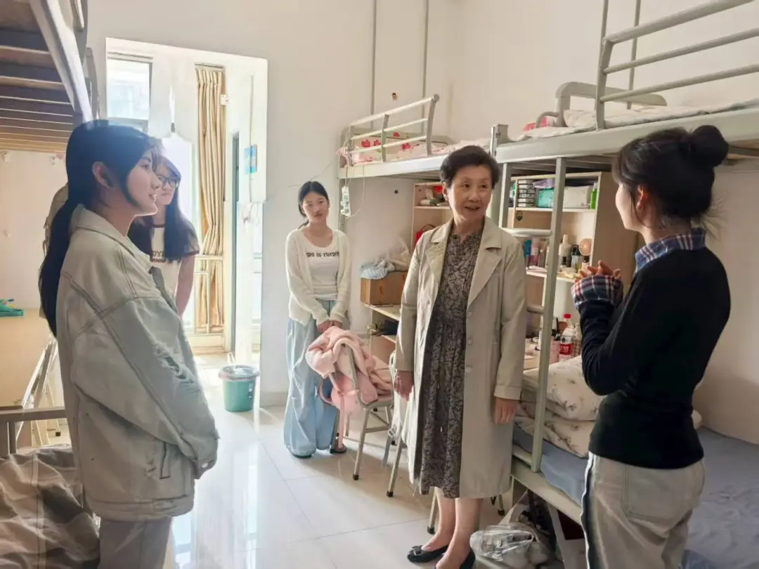 db3c5a7dfc71806884796e5c15aa8e15